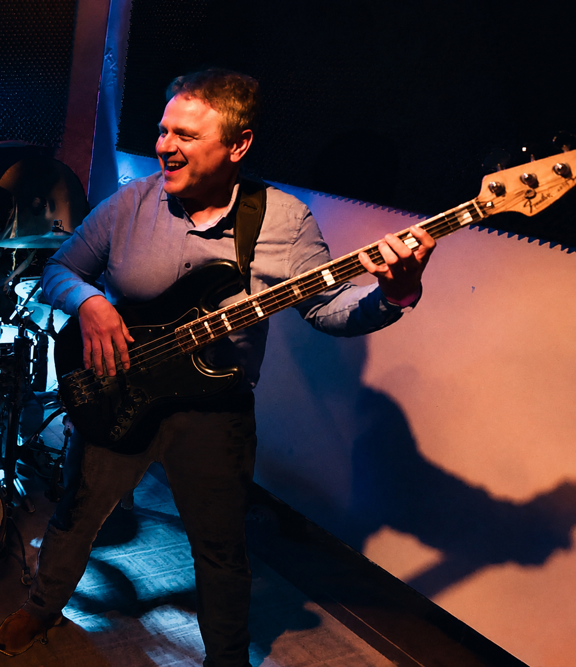 Vincent, bassiste du groupe GRIF